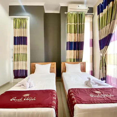 Omah Ulfah Homestay Banyuwangi  Extérieur photo