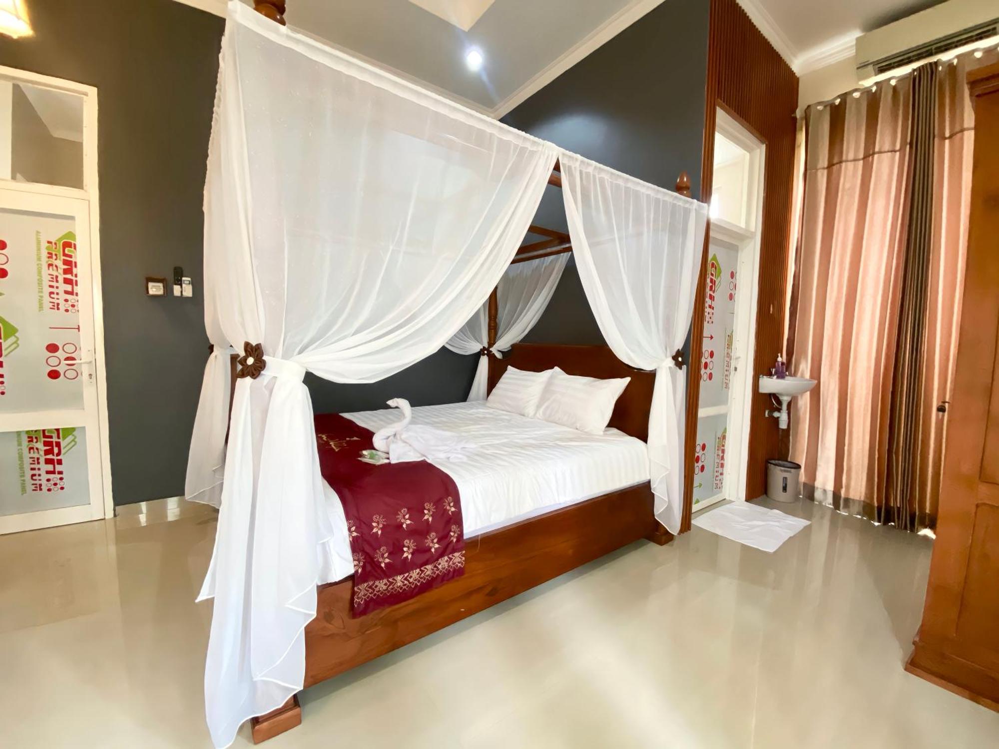 Omah Ulfah Homestay Banyuwangi (East Java)